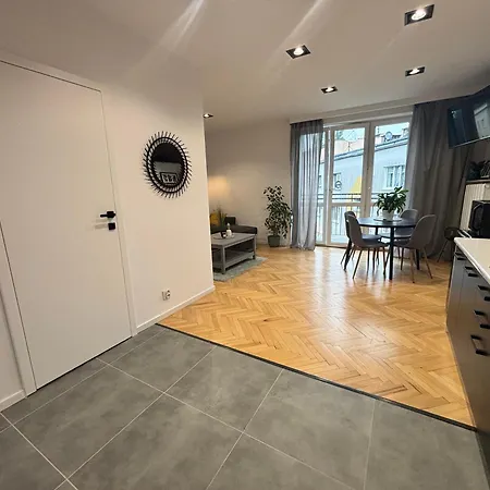 The Urban Oasis Apartment Lodz